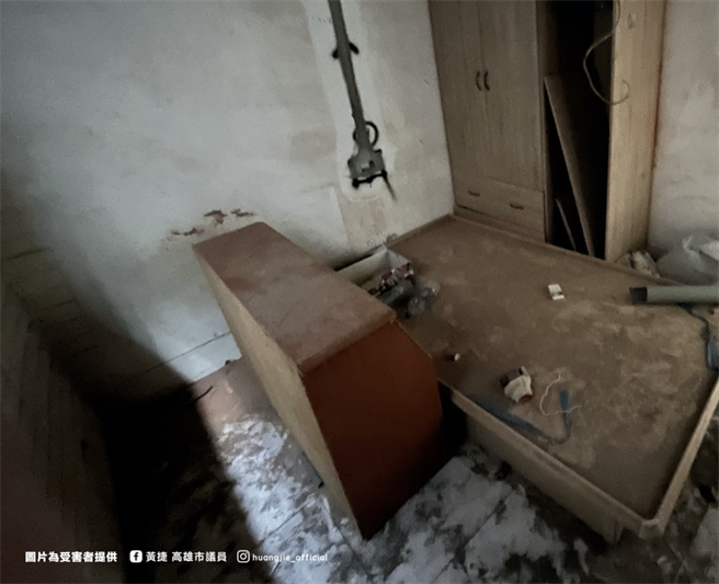 無黨籍高雄市議員黃捷近日收到14位民眾陳情指出，左營某家工程行疑為「裝修蟑螂」，留下爛尾樓。（黃捷提供／柯宗緯高雄傳真）