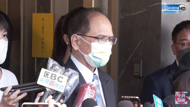 立法院長游錫堃。（圖／翻攝自中時新聞網直播）