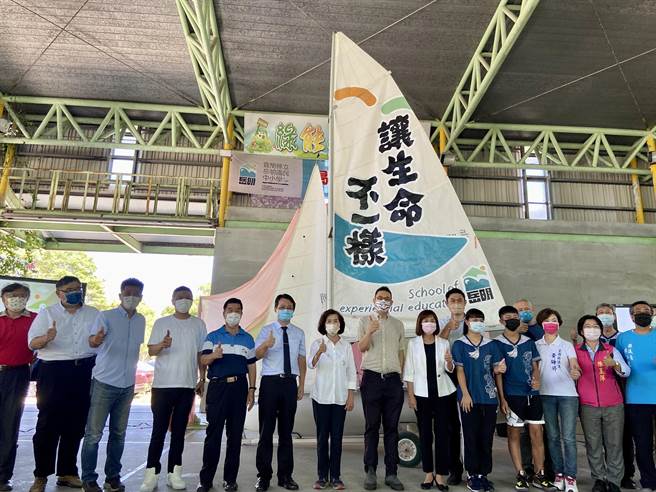 宜兰县岳明国中小是全国第1所由公立小学转型的公办民营实验小学，自8月1日起延伸至国中部。（吴佩蓉摄）