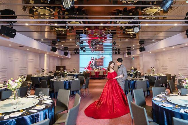 （新天地下半年婚宴不僅吉日滿檔、就連一般假日訂席率也跟著飆高，小桌數廳房更是一位難求！圖／新天地提供）