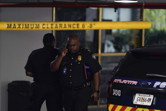 亞特蘭大連爆2起槍擊案釀2死1傷 嫌疑人機場落網
