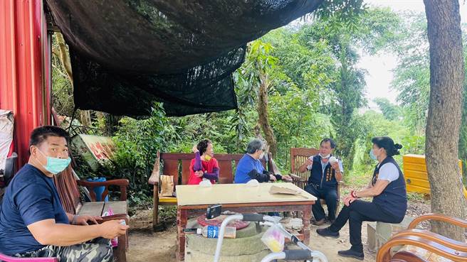 现任头份市长罗雪珠勤走基层20年不辍。（头份市公所提供／谢明俊苗栗传真）