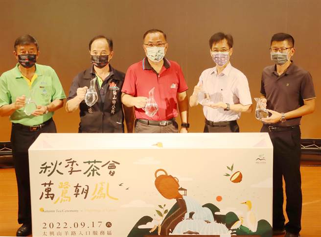 阿里山国家风景区管理处今举办记者会，广邀各地游客来看壮观生态奇观。（吕妍庭摄）