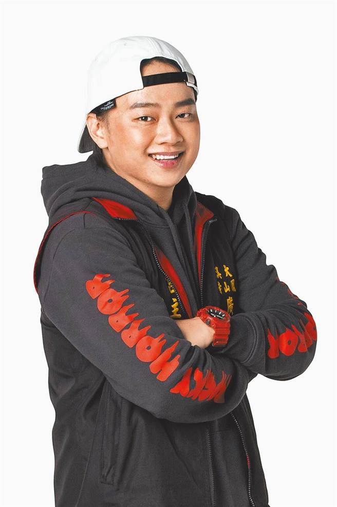 广泽宫摇滚宫主赖铭伟。（17LIVE提供）