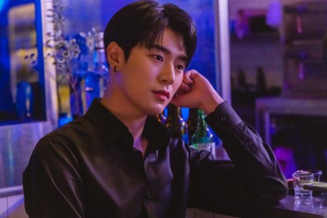 朴栖含 饰演 张宰英。(照片/语意错误剧组提供)

