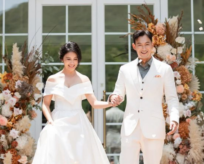 威廉和卓君泽21日在宜兰苏澳举办婚礼。(图/ 摘自威廉IG)