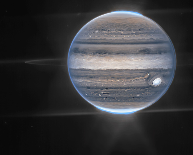 韦伯太空望远镜（James Webb Space Telescope）拍下前所未见的木星（Jupiter）美照。（图／美联社、NASA）