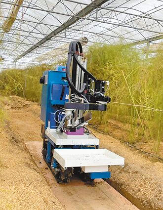 PMC推出工業協作化雙臂機器人