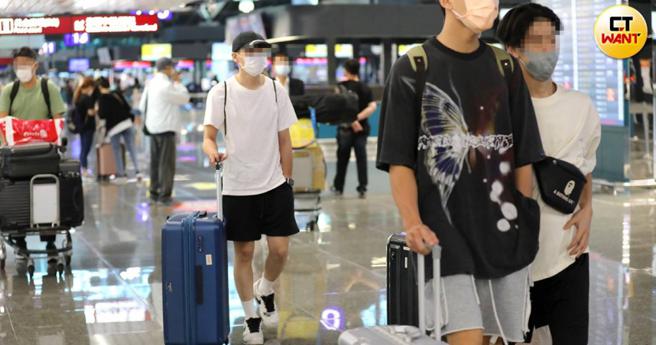 台湾人受骗前往柬埔寨等东南亚国家的人口贩运案件层出不穷，资深刑警指出，高薪赚快钱等诱因拐骗了许多涉世未深的青年出国。 （图／李宗明摄）