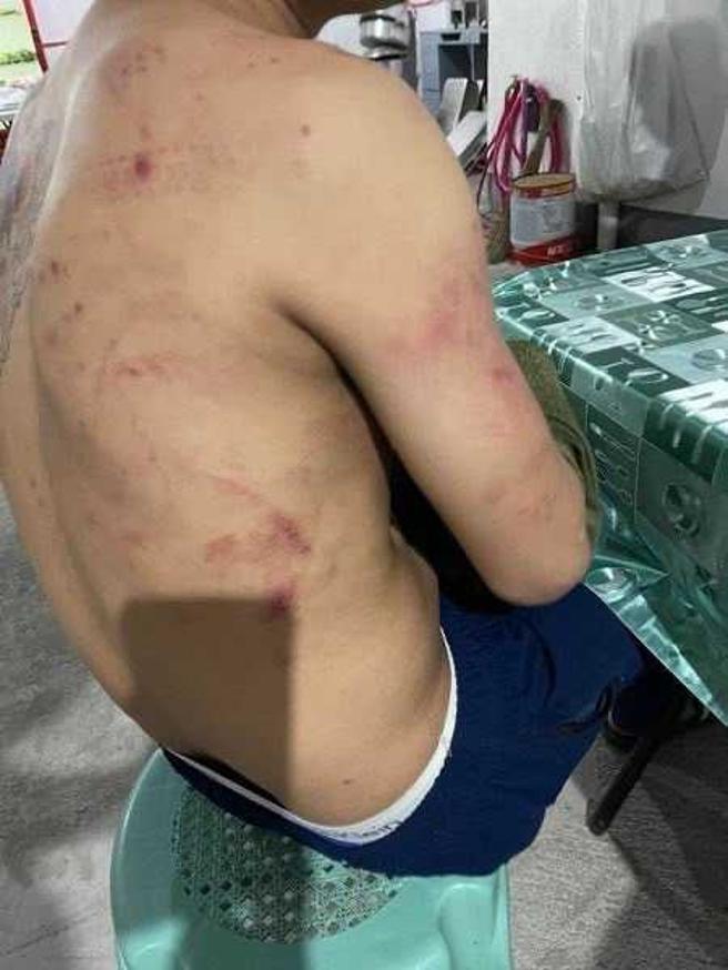 透过家人交付赎金，平安返台的22岁原民青年阿俊(化名)说，「很不会聊天」的成员会被盯上，被体罚蛙跳、半蹲，甚至拳打脚踢、电击。（图／读者提供）