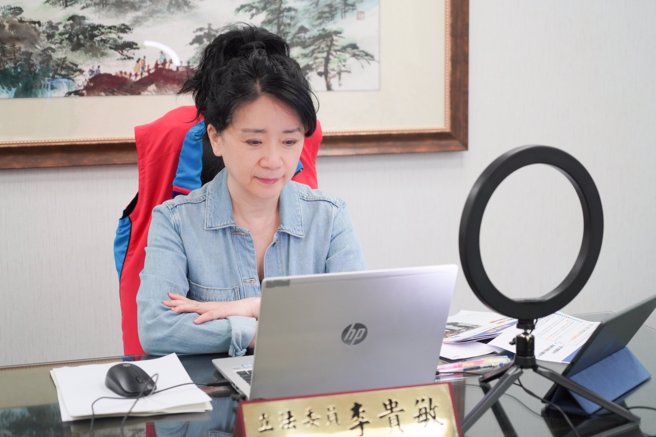 拥有台湾、美国双律师资格的国民党立委李贵敏。（图／取自李贵敏脸书）