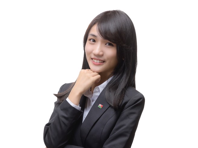 信义房屋美术明诚店专员林佩湘入行一年半，就以暖心、体贴的服务获得许多客户讚许。（图/信义房屋提供）