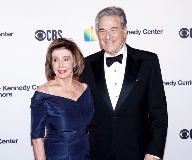 美国联邦眾议院议长裴洛西（Nancy Pelosi）的丈夫保罗．裴洛西（Paul Pelosi，图右）因酒驾车祸被判刑坐牢5天。（资料照／路透社）