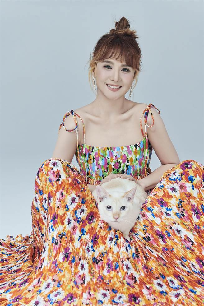 郭静即将于11月举办个人大型演唱会。（宽宏艺术提供）