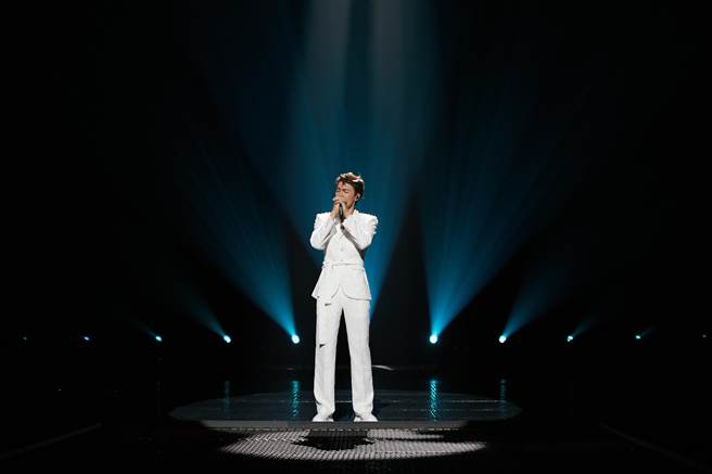 吴克群在《披荆斩棘》献唱代表作获肯定。（和群娱乐提供）