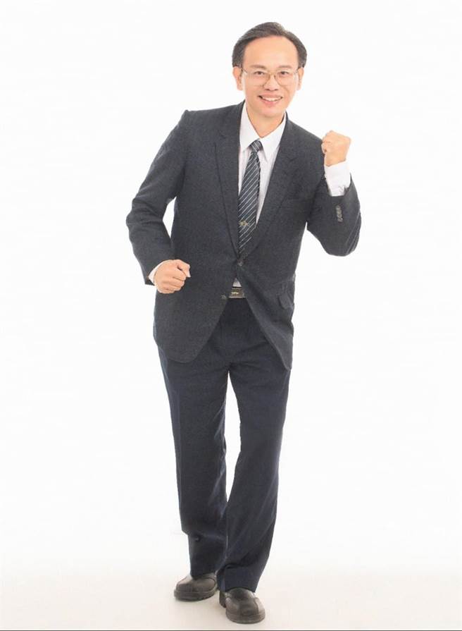 参选经验丰富的张烱春，24日宣布将投入台中市第四选区市议员选战。（张烱春提供）