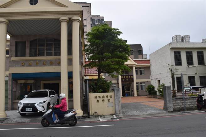 头份市公所规画改建自强文教大楼工程需追加至4亿2千万元。（谢明俊摄）