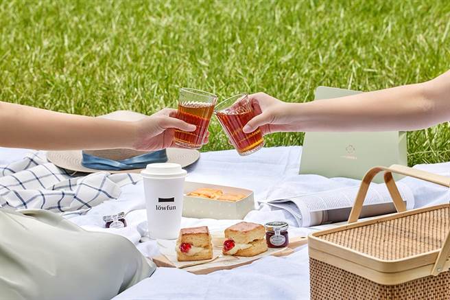 löwfun裸放茶旅Xcreammm.t_司康套组，选购任两杯茶饮即可以190元加购。（裸放茶旅提供）