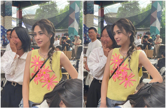 阿娇亲切地与粉丝合照。（图／微博）