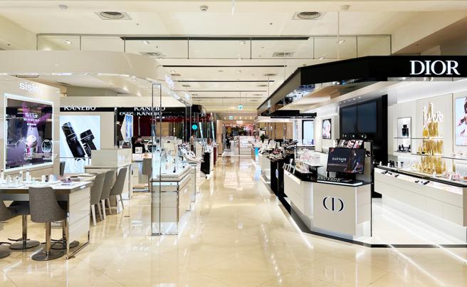 全支付通路范围涵盖连锁餐饮、百货、游乐园、手摇饮、电影院等。（比漾广场提供）