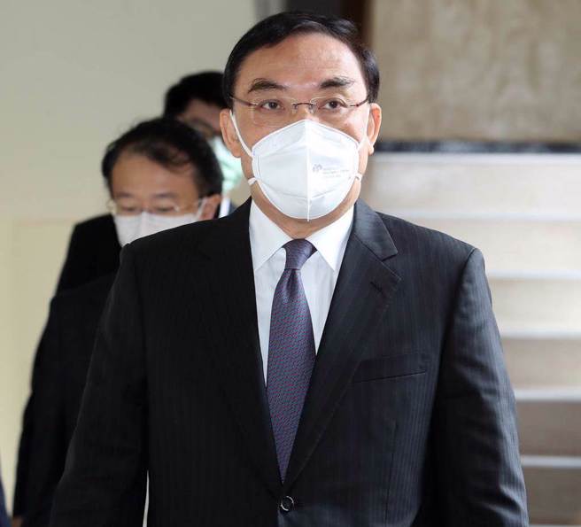 法务部长蔡清祥语出惊人说：「杀警不得遴选为外役监」，让所有网民傻眼。（本报资料照片）