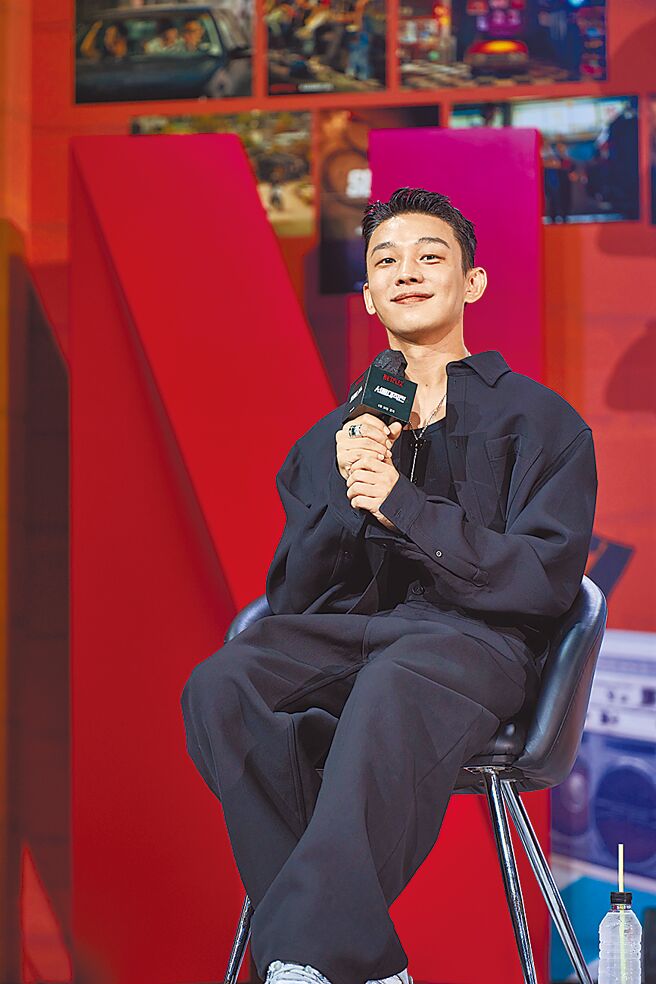 刘亚仁在《极速首尔》饰演最强赛车手，昨出席记者会造势。（Netflix提供）