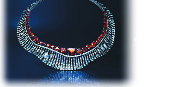 CHAUMET「波澜灿景」（Ondes & Merveilles de Chaumet）顶级珠宝，将珠宝推升至艺术境界，充满了艺术氛围。（CHAUMET提供）