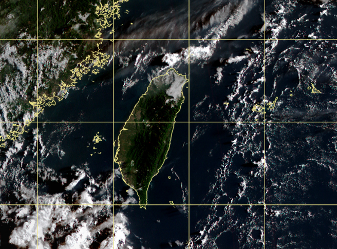 全台今晴朗炎热，高温约37度，午后有雨。（中央气象局提供）