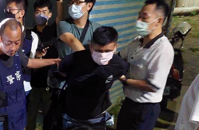 殺警冷血嫌林信吾因攜「地圖集」竄逃，又藏凶刀滅證，因此裁准羈押。(中時資料庫)