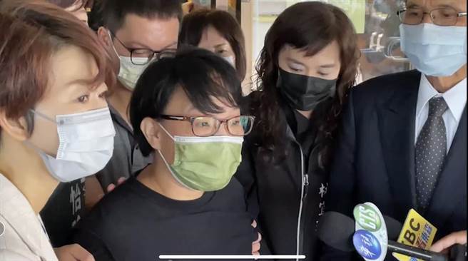 凃明诚二姐痛哭飙骂