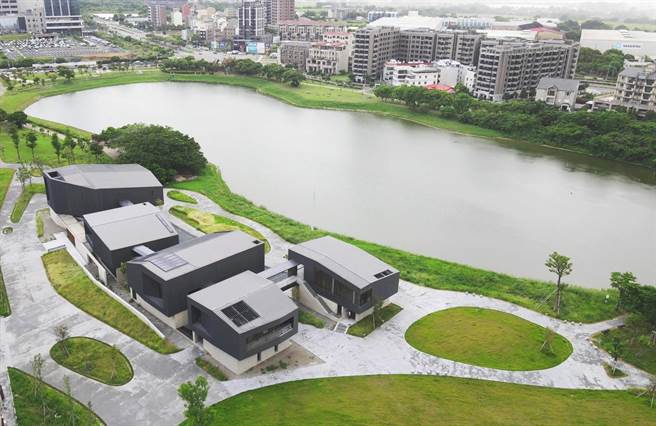 水务局长刘振宇今澄清，张善政所提的护埤政见，都是市府歷年执行工作目标之一。(水务局提供／蔡依珍桃园传真)