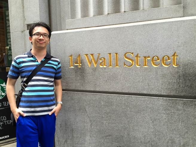 国立金门大学工业工程与管理学系主任张秉宸荣获《吴大猷先生纪念奖》，全校师生与有荣焉。（ 金大提供） 