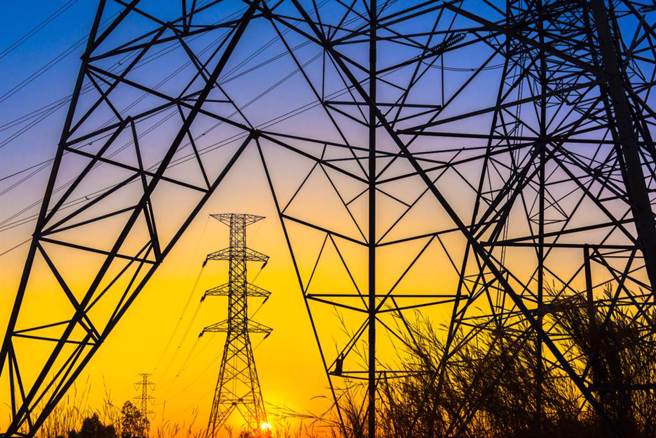 欧洲能源危机，芬兰经济部长採访中透露自家电费涨超过4倍。（示意图／达志影像）