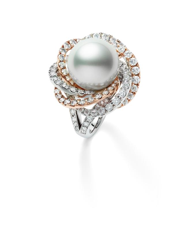 MIKIMOTO顶级珠宝系列南洋珍珠双色钻戒，126万元。（MIKIMOTO提供）