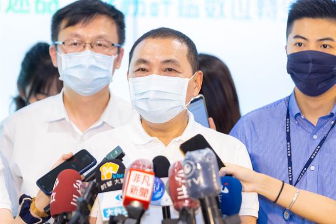 侯友宜表示社会住宅按既有目标和中央合作。（王扬杰摄）