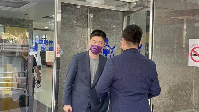 林秉枢涉对民进党立委高嘉瑜施暴与拍摄不雅照，检方具体求刑3年，本案将在9月30日宣判。（蔡雯如摄）