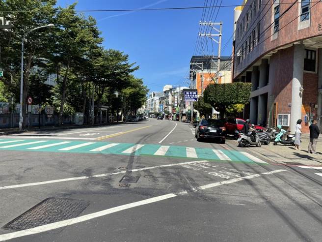 台中市神岡區中山路一帶自來水管老舊，明年將進行汰舊換新工程。（陳淑娥攝）