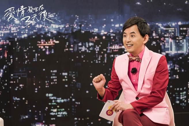 黄子佼客串老婆孟耿如演出的戏剧。（时创影业提供）