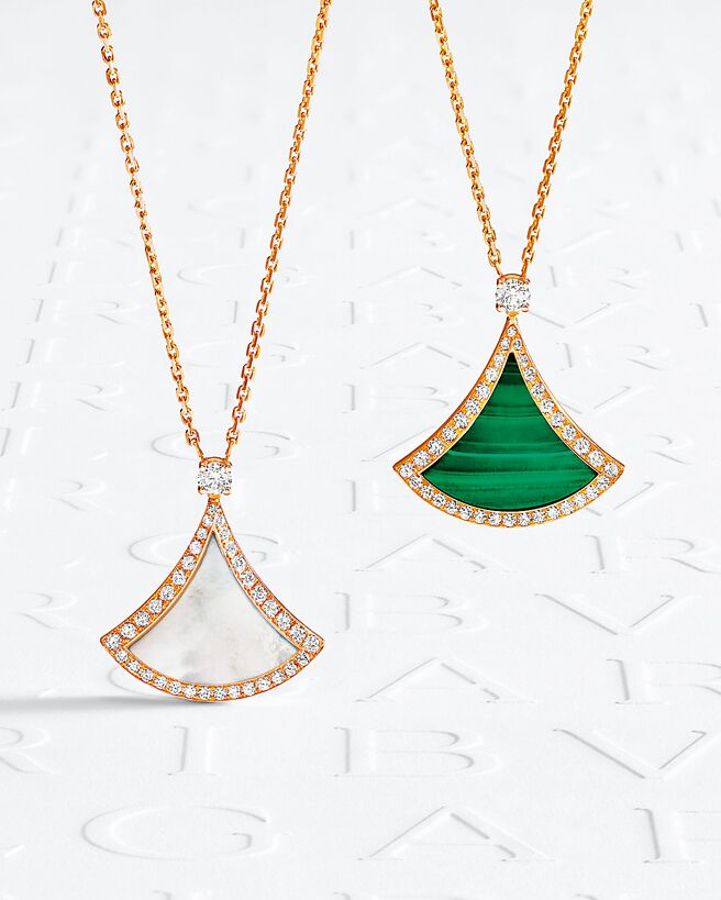 寶格麗DIVAS’ DREAM系列珠寶項鍊，扇形是一大特色。（BVLGARI提供）