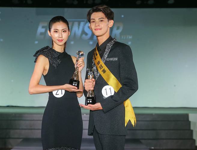 璀璨之星总决赛圆满落幕，王靖惟、林子怡分别获男、女模组冠军，王靖惟还勇夺总冠军。（粘耿豪摄）