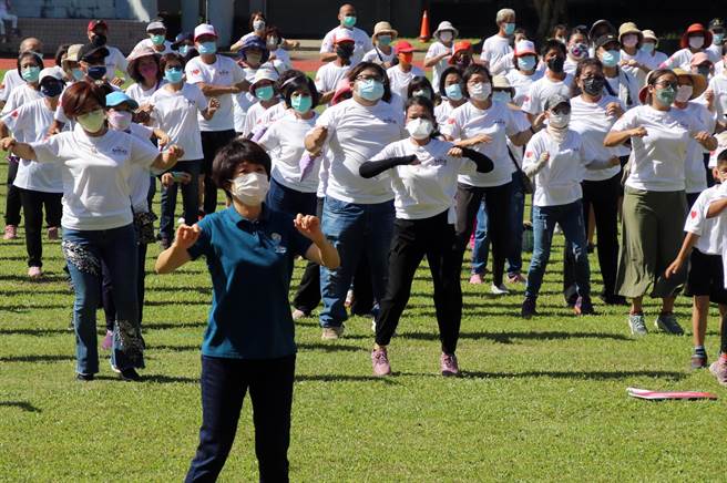 台東縣政府27日舉行千人志工大會師，全縣逾50支志工隊伍熱情參與 。（台東縣政提供／莊哲權台東傳真）