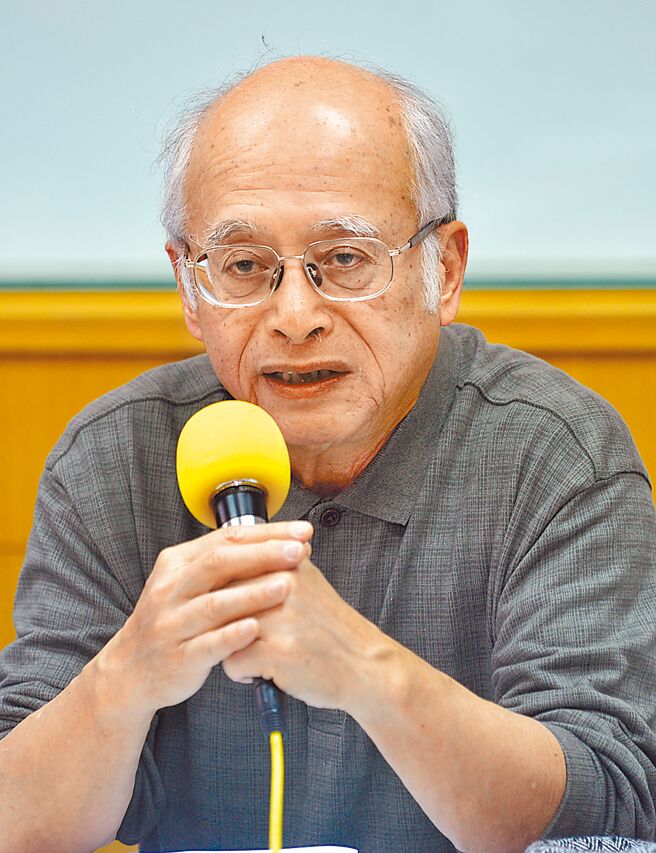 前新竹市長林智堅兩本碩士論文都遭認定抄襲，台大名譽教授黃光國參與國民黨智庫直播節目時表示，林的論文案不是一個人的問題，而是一個幫派的問題。（本報資料照片）