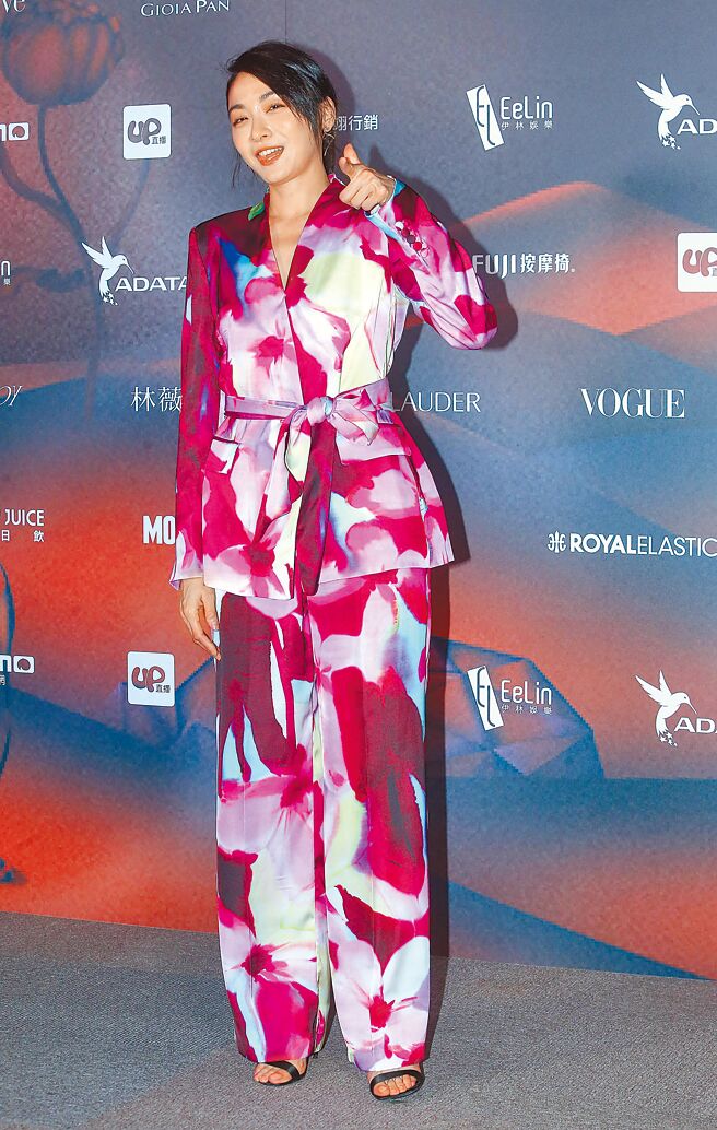 江祖平昨参加「第11届伊林璀璨之星」决赛盛典。（粘耿豪摄）