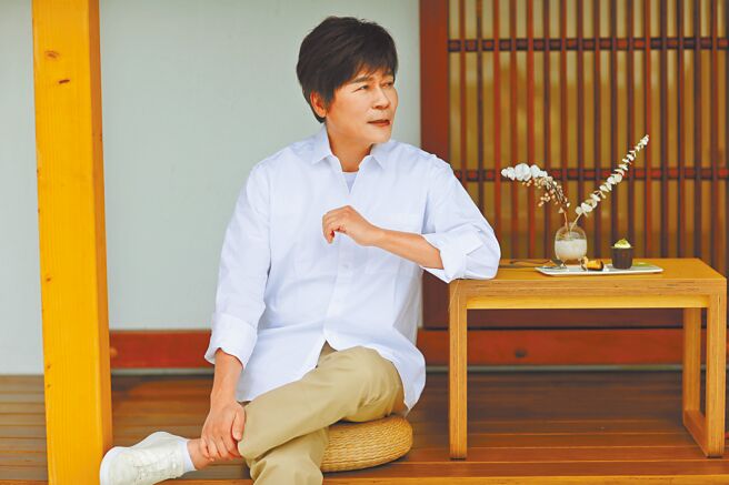 洪荣宏昨宣布将首度登上台北小巨蛋开唱，期待与粉丝相见。（宽宏艺术提供）