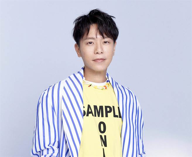 韦礼安即将推出华语专辑《明天再见》。（索尼音乐提供）