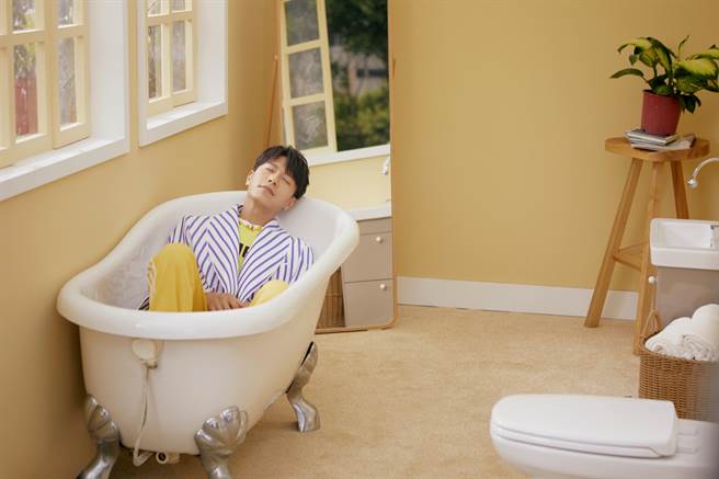 韦礼安即将推出华语专辑《明天再见》。（索尼音乐提供）