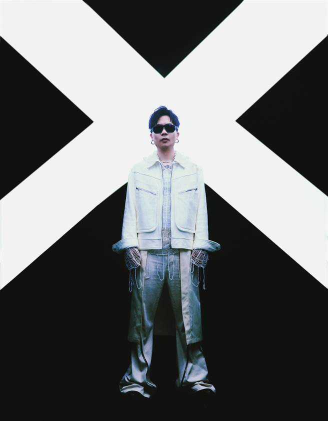 萧秉治演唱会主视觉「Project X」为概念。（相信音乐提供）