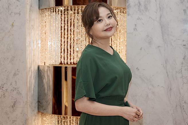 目前单身的林嘉俐把自己照顾得很好。（LiTV、大爱提供）