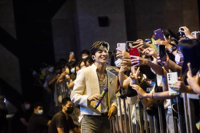 毕书尽昨在高雄举办演唱会。（KKLIVE提供）