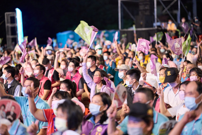 （取自郑运鹏脸书）